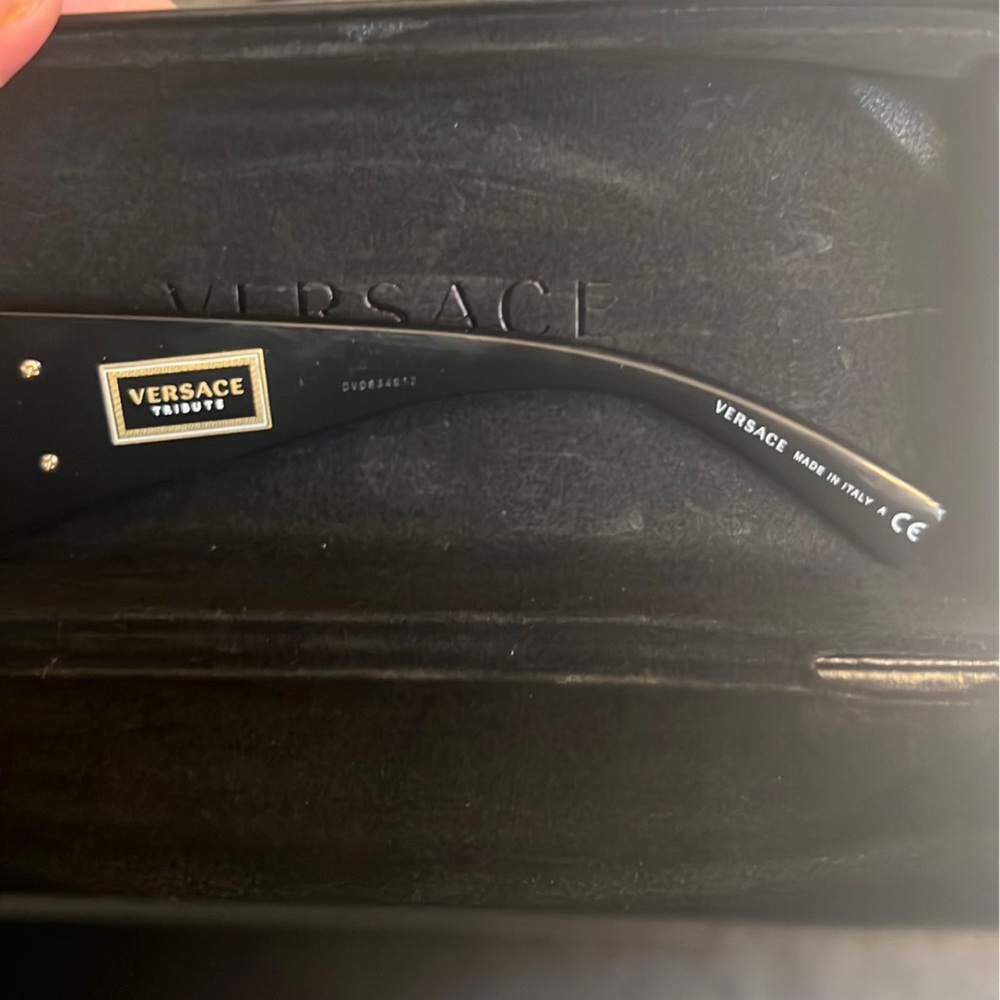 Versace Sunglasses - Unisex - Picture 11 of 11